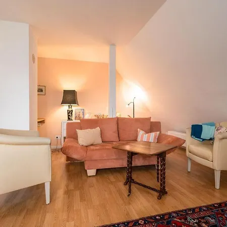 Ferienwohnung-1-im-landhaus-am-wildpark-boek *