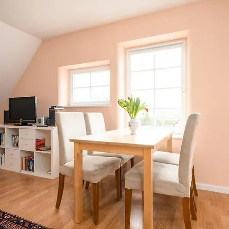 Ferienwohnung-1-im-landhaus-am-wildpark-boek * Boek